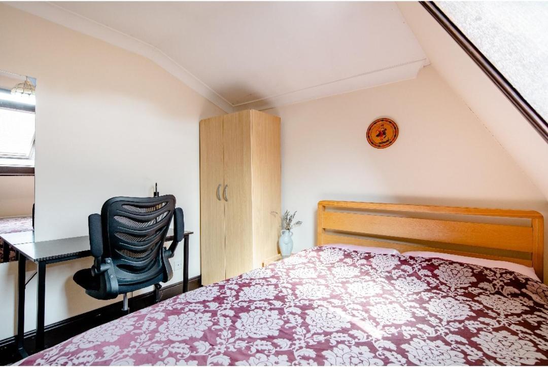 Double Room 2 Mins From Station Belvedere Экстерьер фото